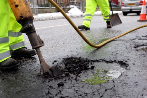 Falkirk FK1 Pothole Repair Contractors